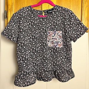 Kidpik Mixed Floral Ruffle Hem Blouse w/ front pocket, Girl’s L (12)
